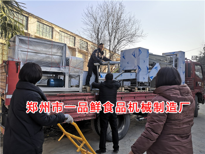 大型全套多功能流水線(xiàn)設(shè)備發(fā)往山東(圖5)